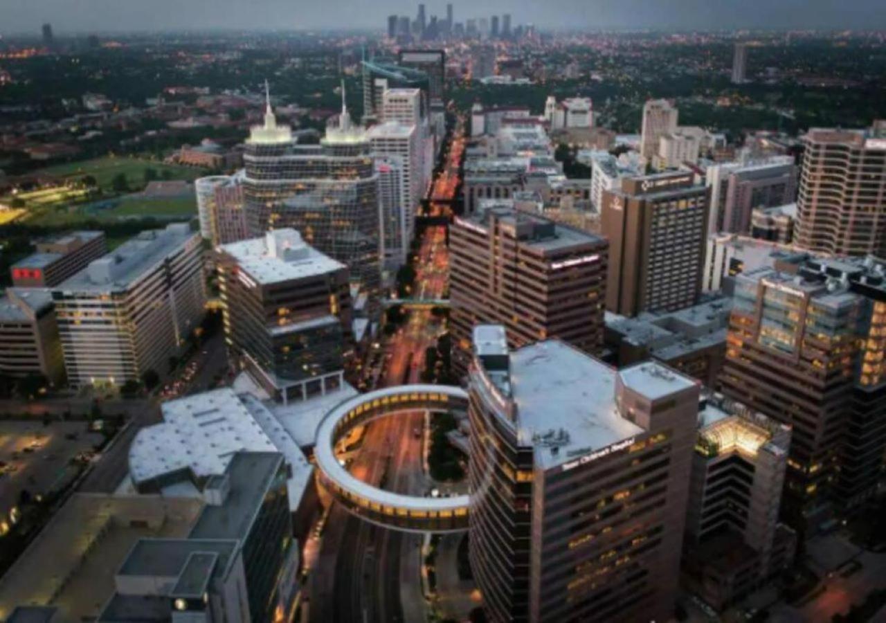 Inviting 2Br - Gym, Pool, Biz Center & Free Parking! Walk 2 Nrg Stadium! Near Med Ctr, Galleria, & Rice Village Houston Esterno foto