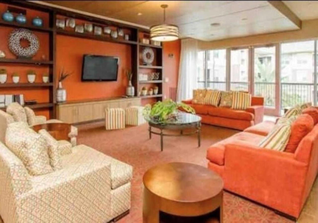 Inviting 2Br - Gym, Pool, Biz Center & Free Parking! Walk 2 Nrg Stadium! Near Med Ctr, Galleria, & Rice Village Houston Esterno foto